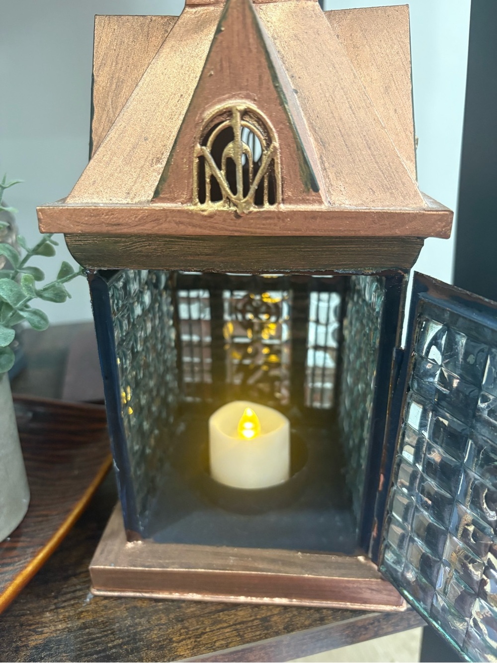 Metal Decorative Lantern House in Bronze and Gold - Picture 2 of 3